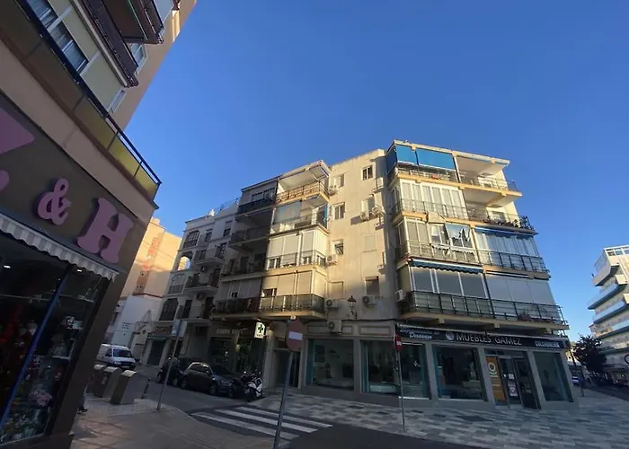 Casa Picaso Elegance, One Bedroom City Center Apartment With Balcony By Namaste Elite